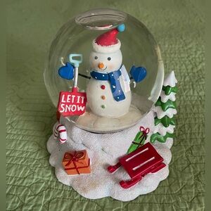 VINTAGE TARGET CLASSIC FROSTY THE SNOWMAN MUSICAL SNOW GLOBE-PLAYS JINGLE BELLS